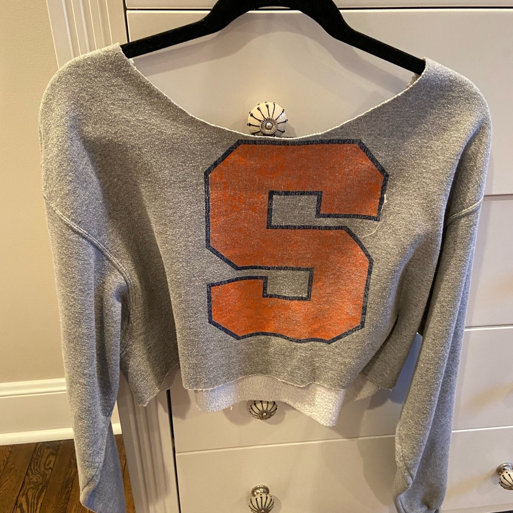 Syracuse crop crewneck